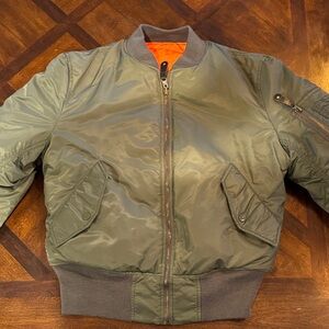Olive Green Bomber Jacket men’s xsmall